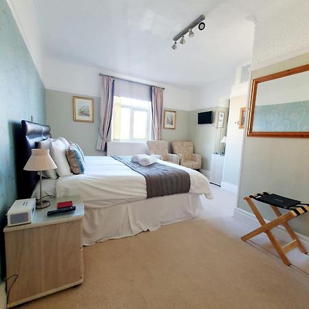 Cleave Court Guest House 랜디드노 외부 사진